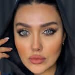 لنز سبز طوسی با رگه‌های نقره‌ای طلایی دوردار آماندا مود تن - تصویر 2