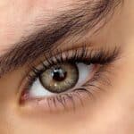 لنز عسلی کهکشانی آماندا باربی براون