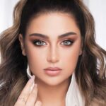 لنز سبز یشمی دور محو لومینوس دازلینگ گرین