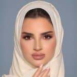 لنز قهوه‌ای عسلی دور محو لومینوس اسپرسو