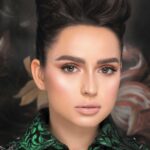 لنز سبز عسلی دور محو نچرال لا گرین